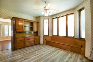 1027 Sherman Dr, Cedar Hill, TX 75104 - Photo 8