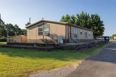 2520 E Highway 199, Springtown, TX 76082 - Photo 14
