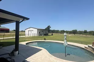 165 Quail Rdg Ct, Decatur, TX 76234 - Photo 6