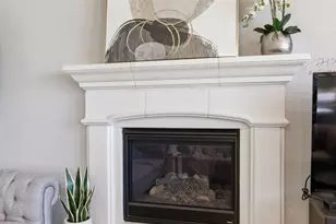 4211 Prado Ct, Irving, TX 75063 - Photo 12
