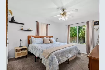 626 E South Street, Whitesboro, TX 76273 - Photo 16