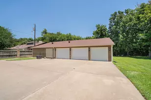 1200 Melony Dr, Sulphur Springs, TX 75482 - Photo 30