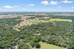 264 Emily Ln, Waco, TX 76708 - Photo 2