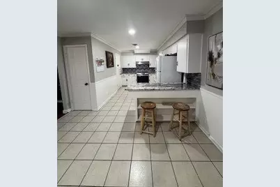 709 Valley View Drive, Arlington, TX 76010 - Photo 18