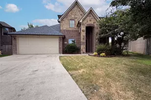 400 Blue Star Ct, Burleson, TX 76028 - Photo 1