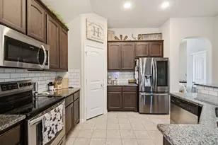 531 Hidden Spgs Trl, Azle, TX 76020 - Photo 4