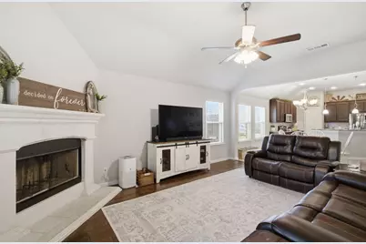 531 Hidden Springs Trail, Azle, TX 76020 - Photo 10