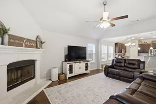 531 Hidden Spgs Trl, Azle, TX 76020 - Photo 10