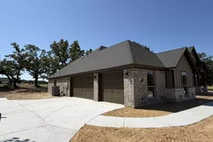 2032 Camden Ln, Springtown, TX 76082 - Photo 2
