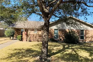107 Sunview St, Sunnyvale, TX 75182 - Photo 1