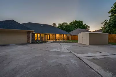 9904 Wandering Way Street, Benbrook, TX 76126 - Photo 30