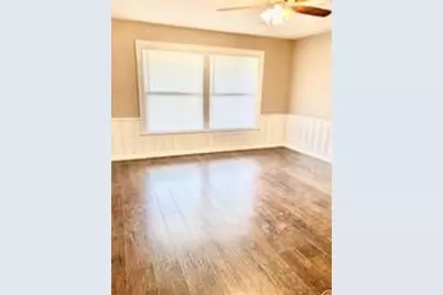 100 Brandies Street, Fort Worth, TX 76111 - Photo 8