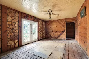 339 Shady Oaks Dr, Floresville, TX 78114 - Photo 14