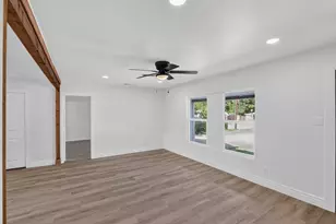1004 Parker St, Fort Worth, TX 76112 - Photo 4