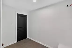 1004 Parker St, Fort Worth, TX 76112 - Photo 22