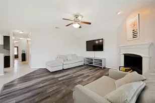 1405 Red River Dr, Aubrey, TX 76227 - Photo 6