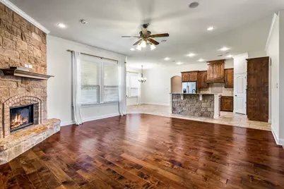 2304 Augustine, Waco, TX 76712 - Photo 8
