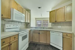 12816 Seaside Dr, Fort Worth, TX 76040 - Photo 6