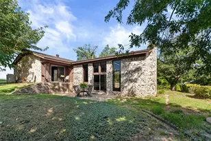 313 Yucca Ct, Granbury, TX 76049 - Photo 38