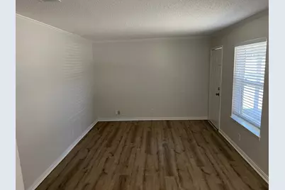 208 Hosack Street, Arlington, TX 76010 - Photo 2