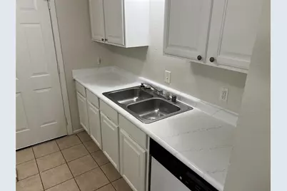 208 Hosack Street, Arlington, TX 76010 - Photo 4