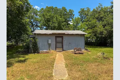 719 E Bullock Street, Denison, TX 75021 - Photo 12
