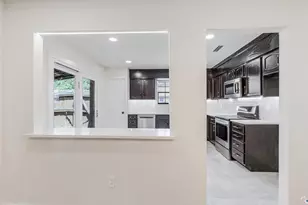 2212 Benbrook Dr, Carrollton, TX 75007 - Photo 6