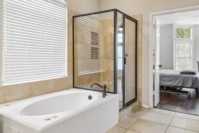 8710 Creekside Drive, Rowlett, TX 75089 - Photo 16