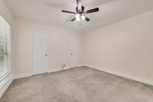 219 W Rochelle Rd, Irving, TX 75062 - Photo 20