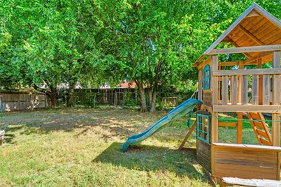 1026 Santa Fe Trail, Grand Prairie, TX 75052 - Photo 22