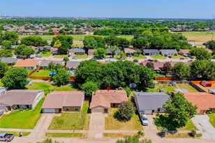 1026 Santa Fe Trail, Grand Prairie, TX 75052 - Photo 26