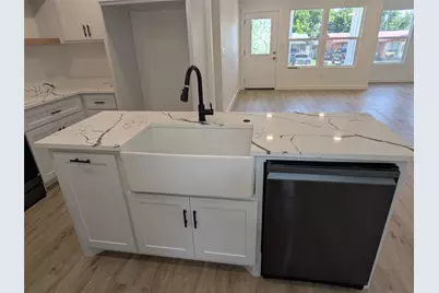 1337 Adelaide Drive, Dallas, TX 75216 - Photo 10