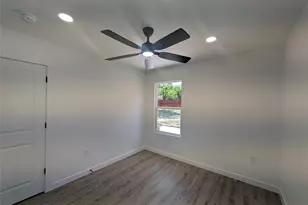 1337 Adelaide Dr, Dallas, TX 75216 - Photo 28