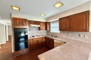 13220 Fall Manor Dr, Dallas, TX 75243 - Photo 2