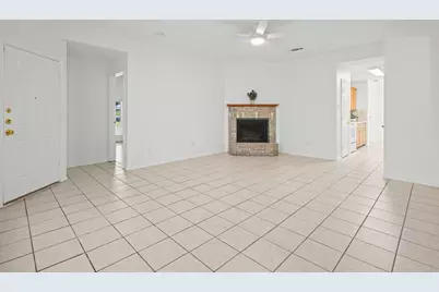 1011 Waterview Drive, Little Elm, TX 75068 - Photo 4
