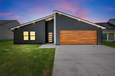 476 Paso Fino Street, Waco, TX 76706 - Photo 1