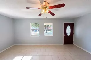 502 Jennings St, Nocona, TX 76255 - Photo 6