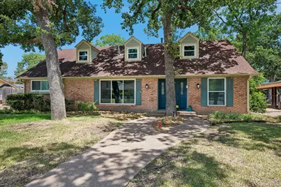 216 Huntingdon Drive, Irving, TX 75061 - Photo 1
