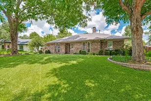 304 Forestcrest Ln, Coppell, TX 75019 - Photo 2