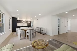 7219 E Mockingbird Ln, Dallas, TX 75214 - Photo 2