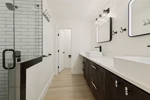 7219 E Mockingbird Ln, Dallas, TX 75214 - Photo 18
