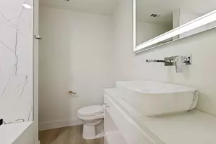 7219 E Mockingbird Ln, Dallas, TX 75214 - Photo 16