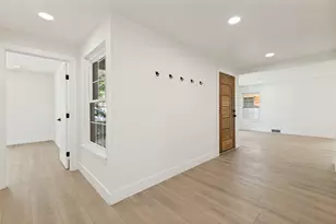 7219 E Mockingbird Ln, Dallas, TX 75214 - Photo 14