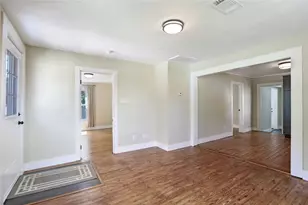 1201 1/2 Cole St, McKinney, TX 75069 - Photo 8