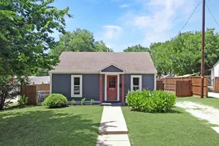 1201 1/2 Cole St, McKinney, TX 75069 - Photo 2