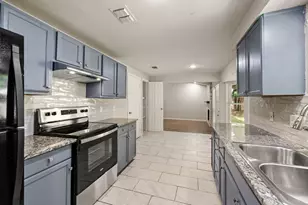 515 Brynmawr Ct, Arlington, TX 76014 - Photo 8