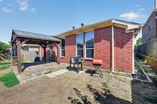 803 E Alexander Ln, Euless, TX 76040 - Photo 30