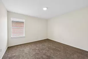 8832 Elk Creek Ln, Fort Worth, TX 76123 - Photo 20
