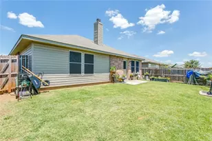 8832 Elk Creek Ln, Fort Worth, TX 76123 - Photo 10