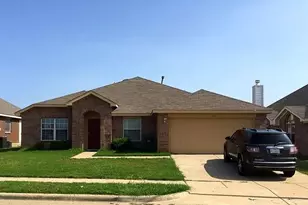 516 Ashdale Dr, Fort Worth, TX 76140 - Photo 1